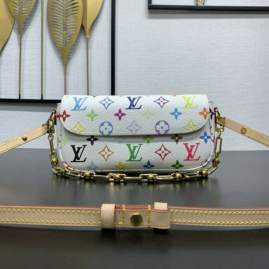 Picture of Louis Vuitton Handbags _SKUfw220044132fw
